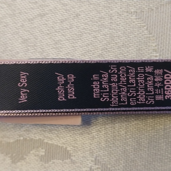 Victoria's Secret NWT Very Sexy "Bombshell" Push-up Bra Shine Strap 36DDD Purple - Picture 3 of 16